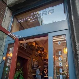 El Pequeño Bar, Downtown