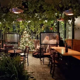 HELM - Microbrasserie sur Bernard, Plateau