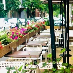 Le P'tit Rustik, Plateau