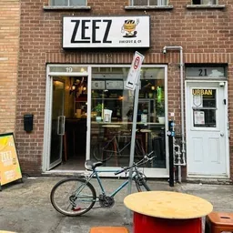 ZEEZ, Plateau