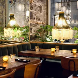 Dinette Marcella, Downtown
