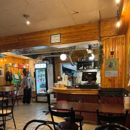 Chez Bong, Ville-Marie