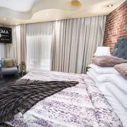 Kutuma Hotel & Suites, Le Plateau-Mont-Royal