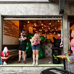 Café OUI MAIS NON, Villeray—Saint-Michel—Parc-Extension